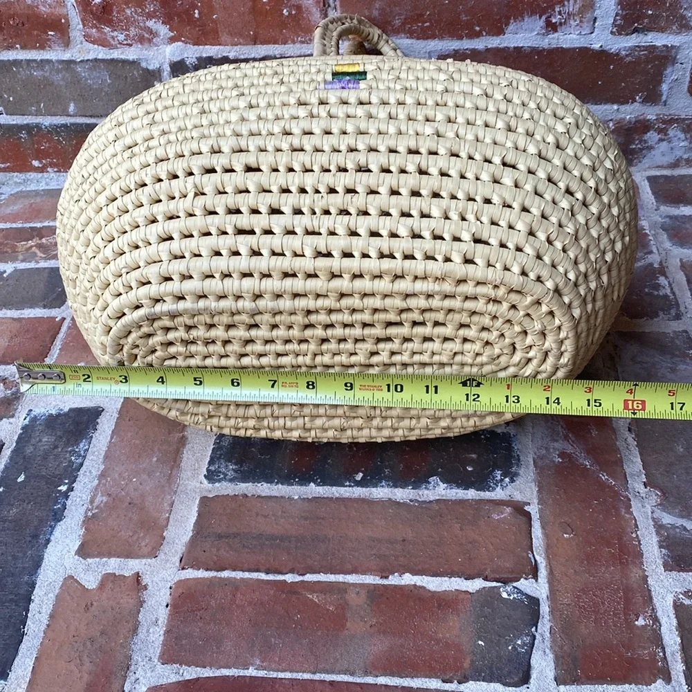 Handcrafted Woven Oval Handbag with Lid